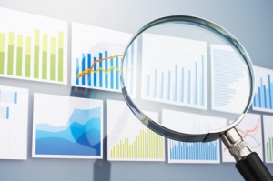 Searching and analyzing data with magnifying glass. Situation an statistical testing in non-interventional studies (NIS)